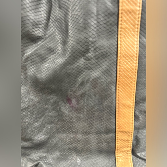 Roxy Large Gray Purse - Picture 5 of 12